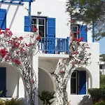 ホテル Paros Seafront 3*