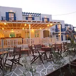 ホテル Paros Seafront