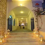 Paros Seafront ホテル 3*