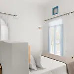 Hotel Paros Seafront Logaras