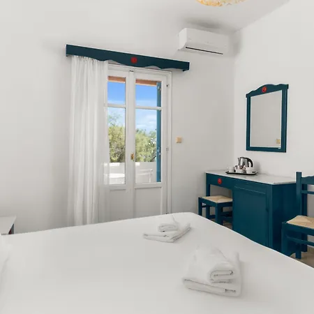 Paros Seafront By Ghh Hotell