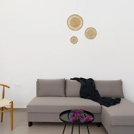 Paros Seafront By Ghh 3*