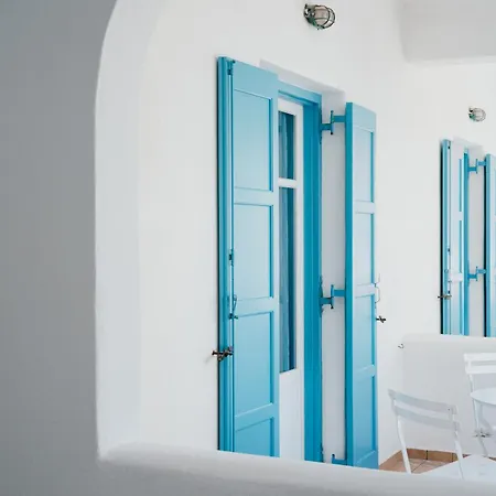 Paros Seafront By Ghh 3*