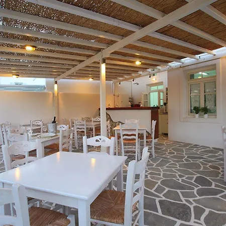 Paros Seafront By Ghh Hotell