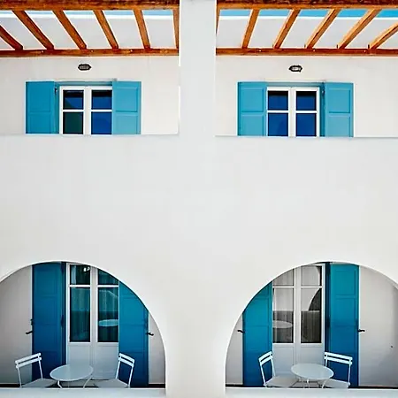 Paros Seafront By Ghh 3*