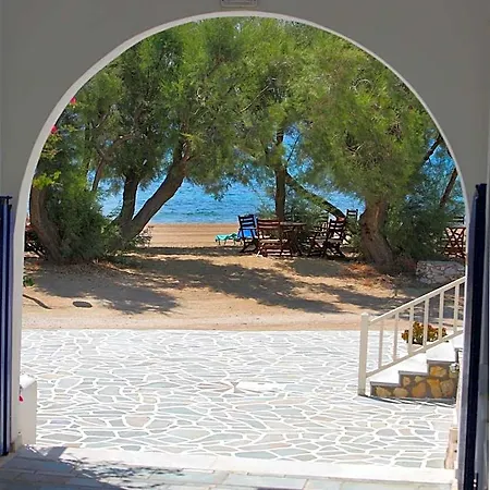 Paros Seafront By Ghh Hotel