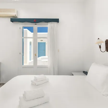 Paros Seafront By Ghh Hotel