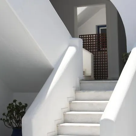 Hotel Paros Seafront Logaras