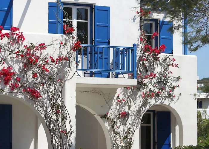 Hotell Paros Seafront 3*