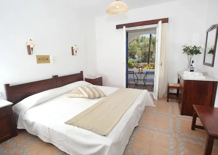 Hotell Paros Seafront 3*